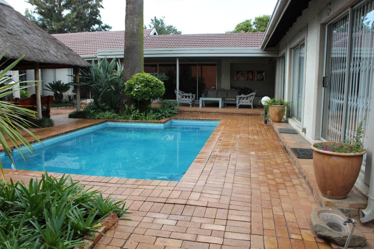 House And Heart Guest House Vanderbijlpark Exterior photo